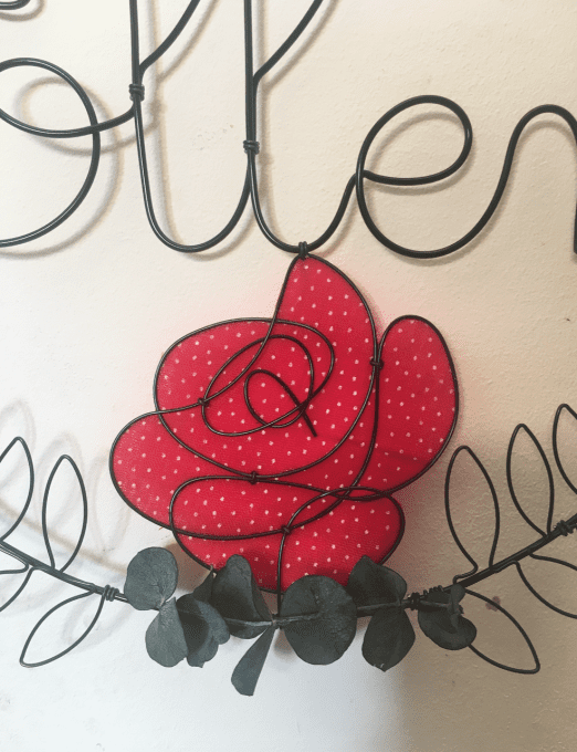 couronne de fleurs thème rose personnalisable